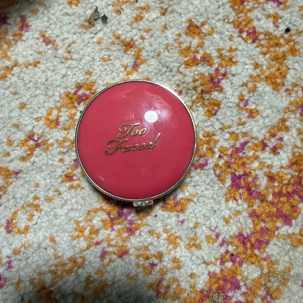 Too Faced Pink blush
